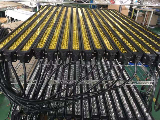 Single Row LED Light Bar E48 Series Length From 12 inch to 52 inch available With Red/Blue/Yellow Drl