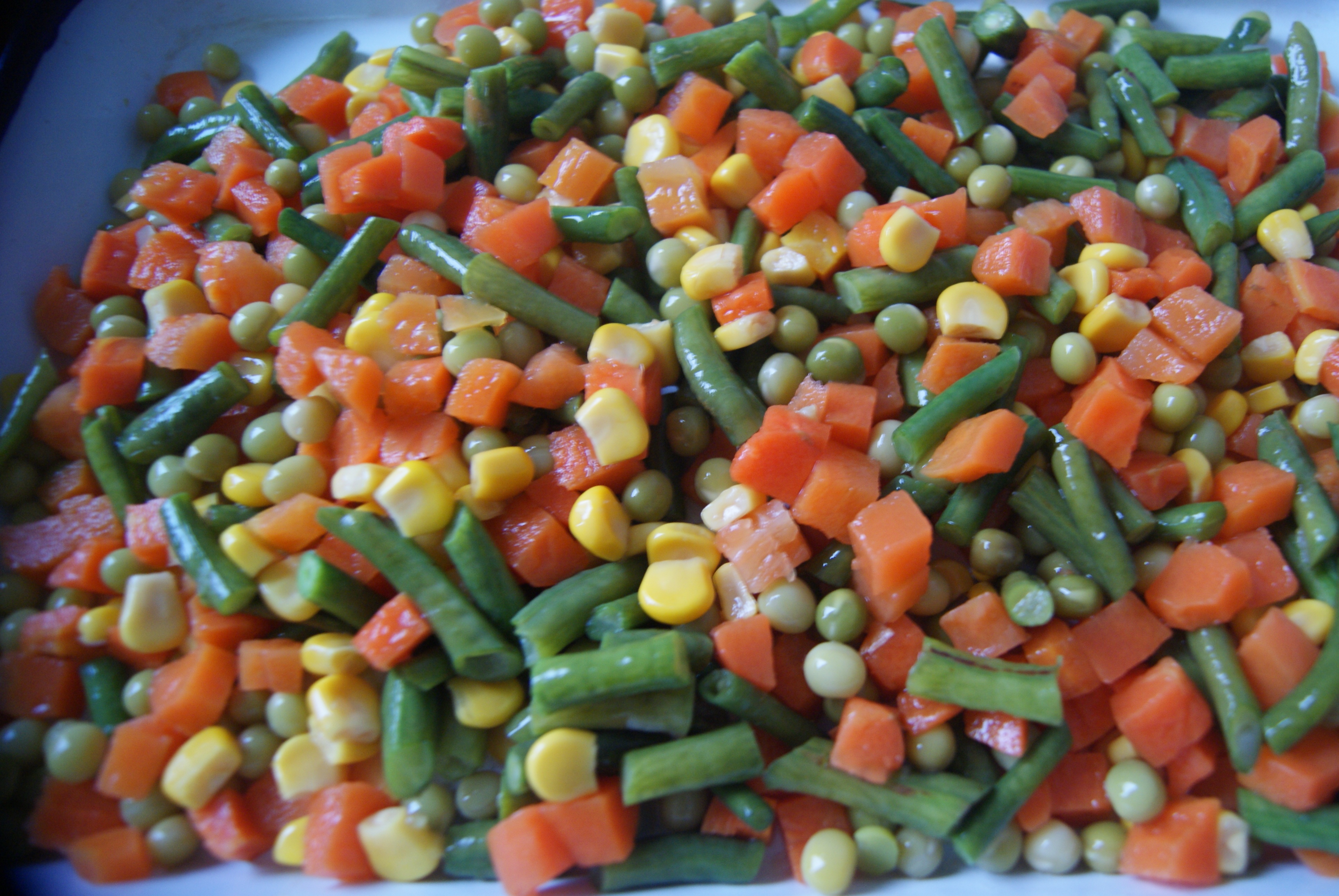Canned mixed vegetables