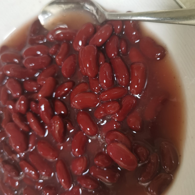 Canned red kidney beans