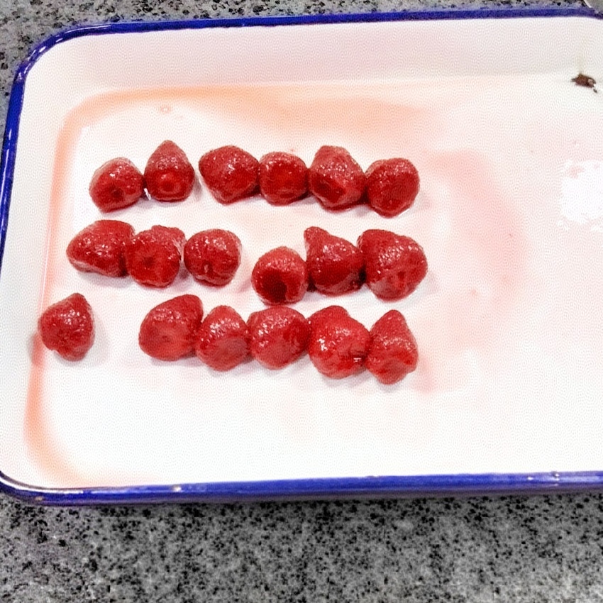 Canned Strawberry
