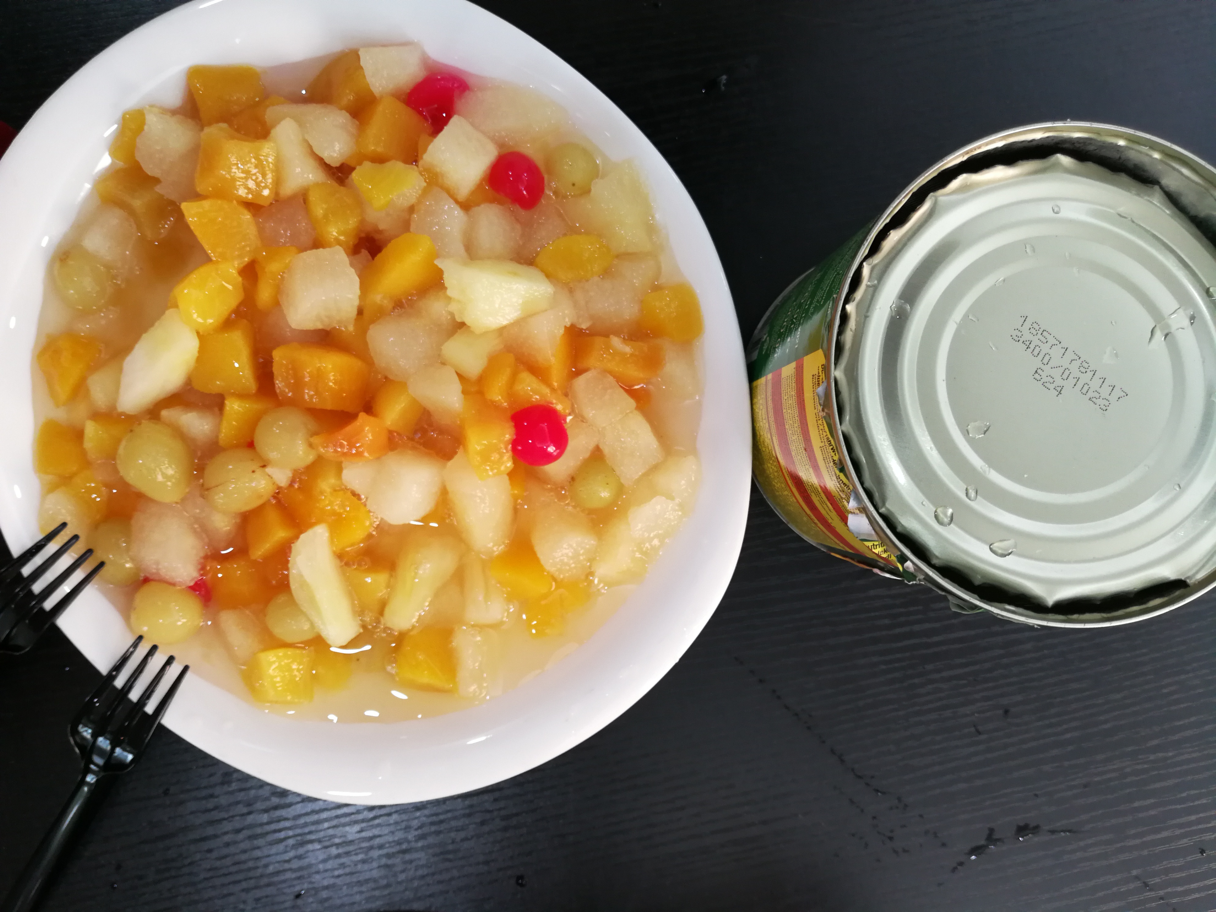 Canned Fruit Cocktail
