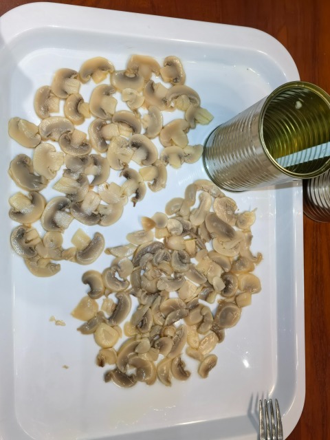 Canned Champignon Mushrooms Pieces & Stems