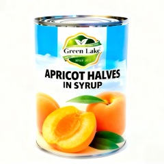 Canned apricot in syrup