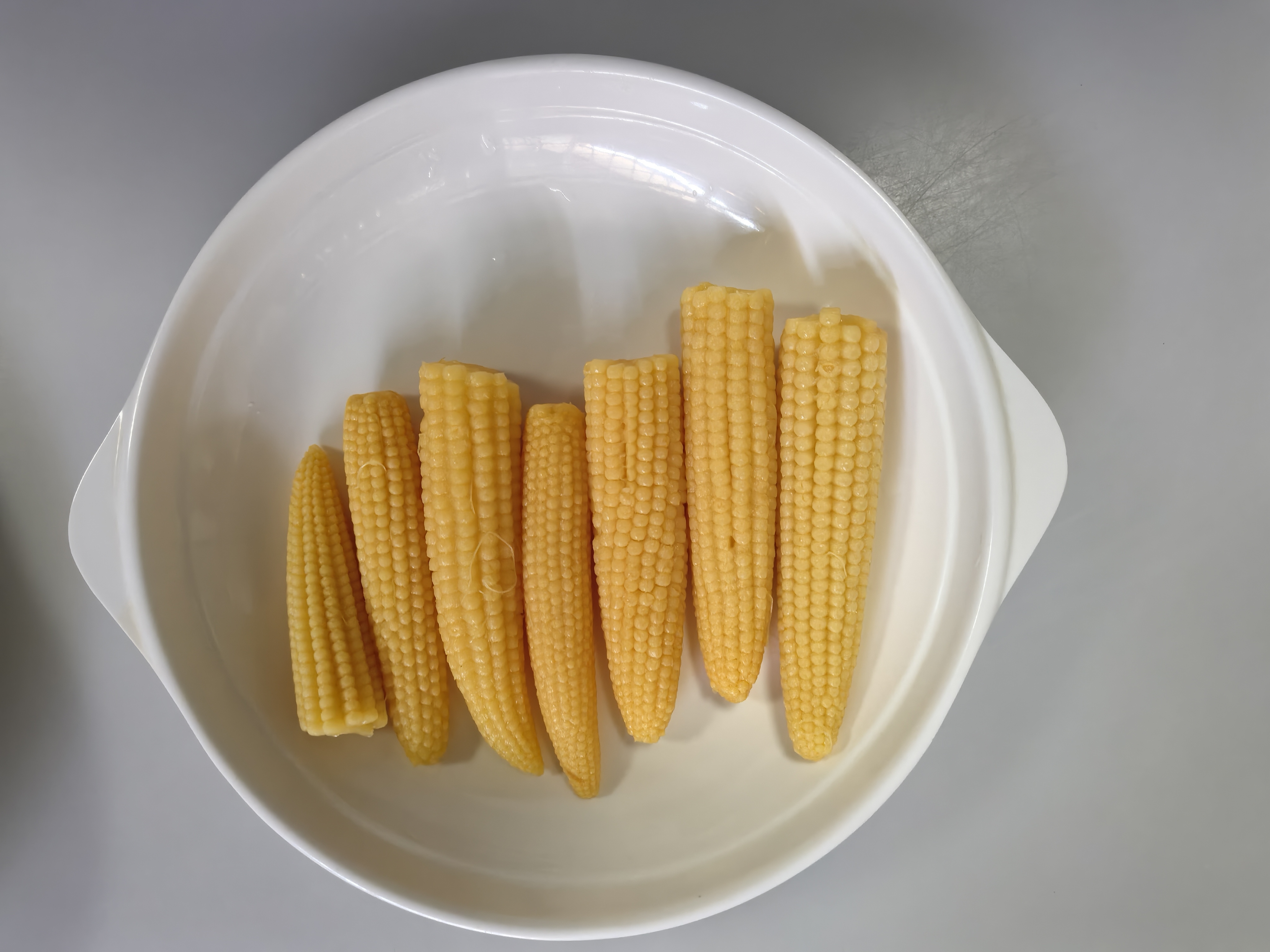 Canned baby corn