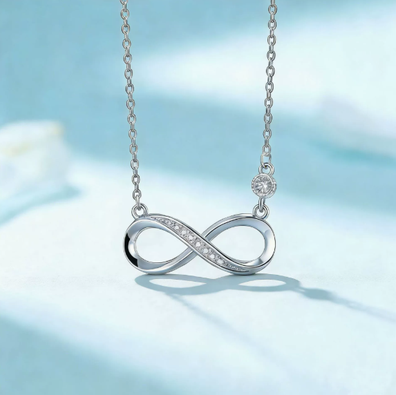 Popular 925 sterling silver unlimited 8-character bracelet women's European and American fashion light luxury niche high-end bracelet, niche summer versatile collarbone chain