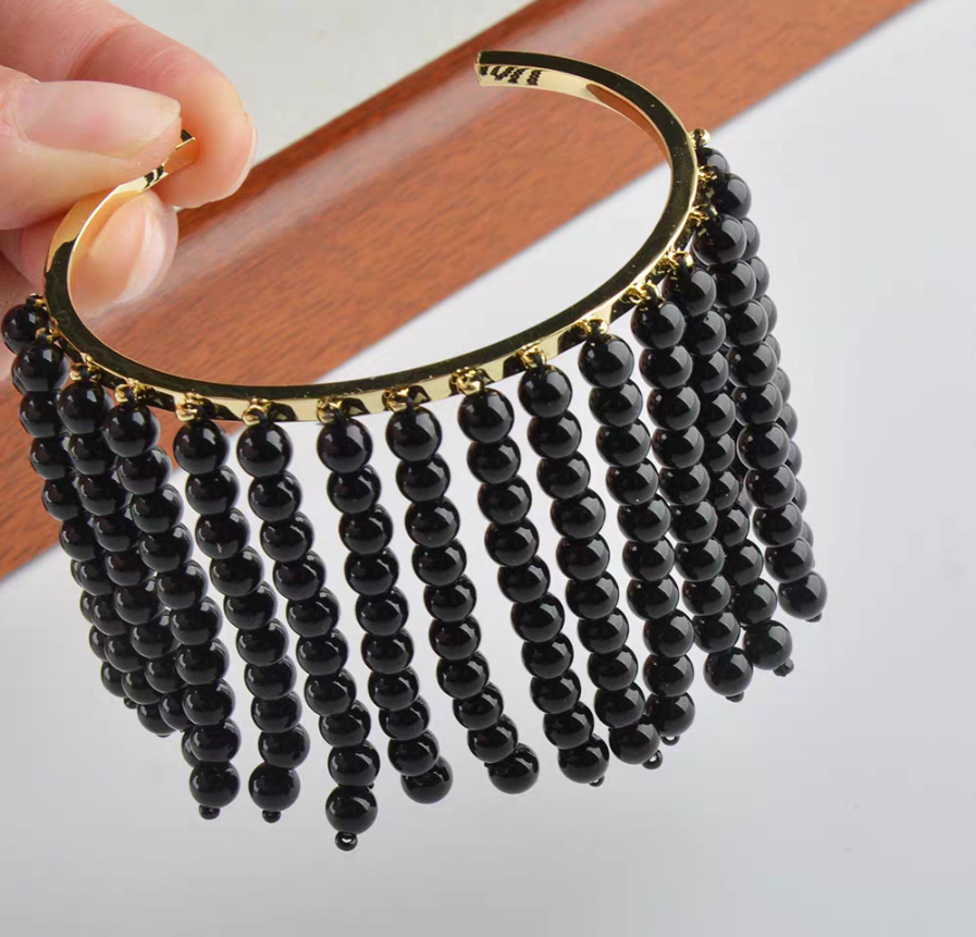 Pearl black agate tassel bracelet fashion exaggerated personality bracelet high-end temperament bracelet elegant hand jewelry female