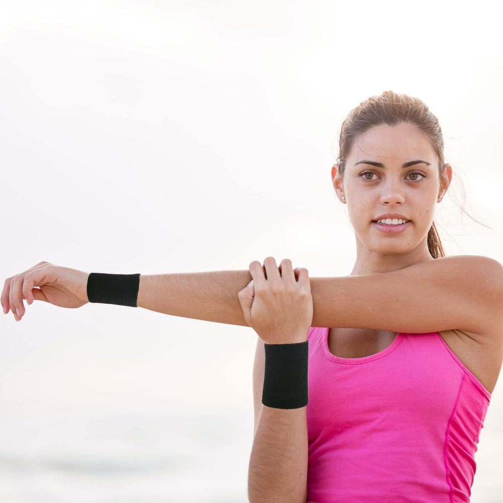Tankye 1 Pair Compression Wrist Sleeve Nylon Brace Wraps Supports Elastic Wristbands for Wrist Protect Pain Relief in Typing Running Basketball Volleyball Golf Playing (Black)