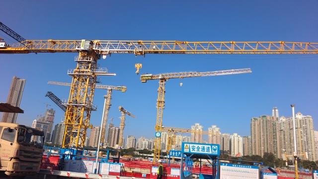 Tower Cranes,Lifting Engineering Construction Tower Crane 75m Jib Length Topless Second-hand Tower Crane for Sale