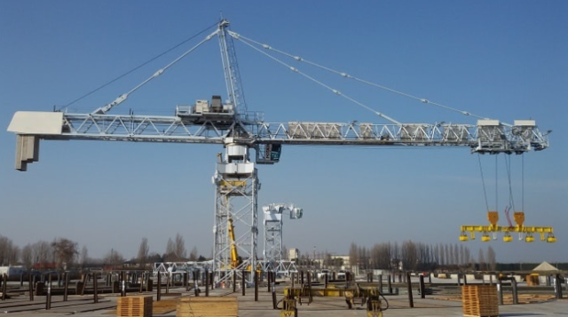 Tower Cranes,The Best and Cheapest 16t Luffing-Jib Tower Crane Zoomlion Tower CraneL250-16RA in China