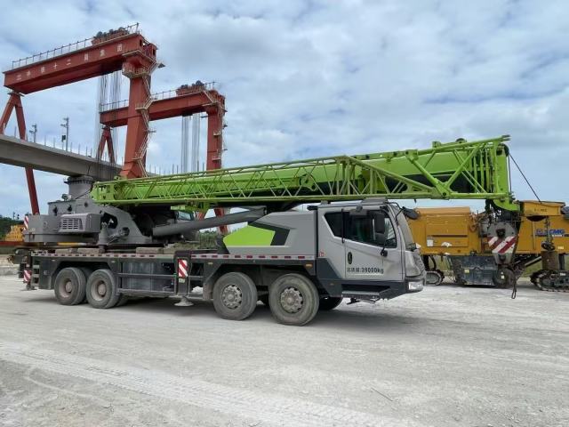 Tower Cranes,Cheap Used Zoomlion 35tons  Truck Crane 25ton Construction Machinery Spare Parts High Quality Original Engine Parts kato 50ton