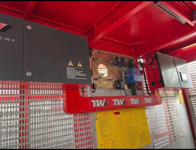 Tower Cranes,TW SC200/200 Global Version Building Hoist | 380V/460V Voltage Options | Customizable 1.6m*3m Cages for Middle EastAsia Projects