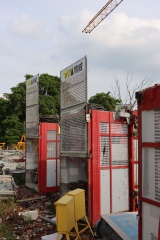 Tower Cranes,Quick - Lift Temporary Passenger and Material Hoist Elevator for Building Construction Projects