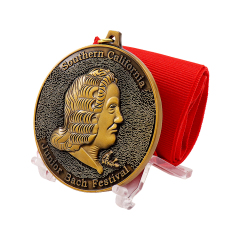 Custom 3D Running Medals | Bell Center Race Medals