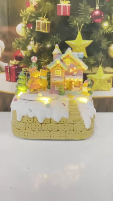 Wholesale Animated Musical Gingerbread House, innodept12 Resin Holiday Decor, Mini Order 48 PCS