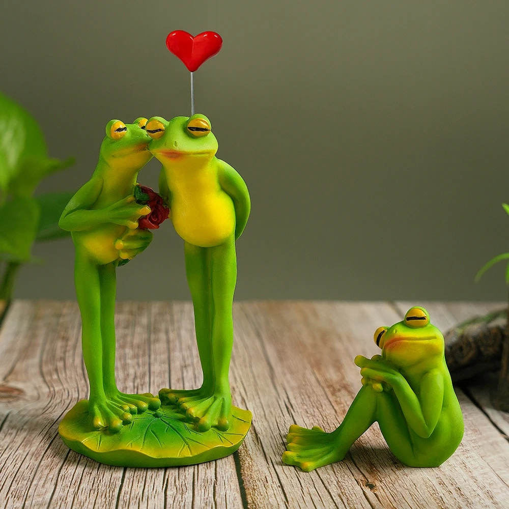 Nordic Resin Frog Decorative Figurines -Funny Animal Statue for Garden Home Office Living Room Entrance Desk Ornament Gifts