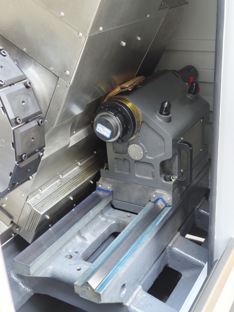 Single Spindle with Orthogonal Y-axis and Tailstock