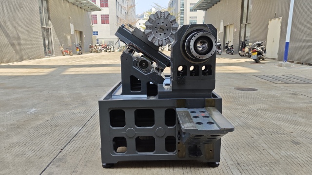 Single Spindle with Servo Turret