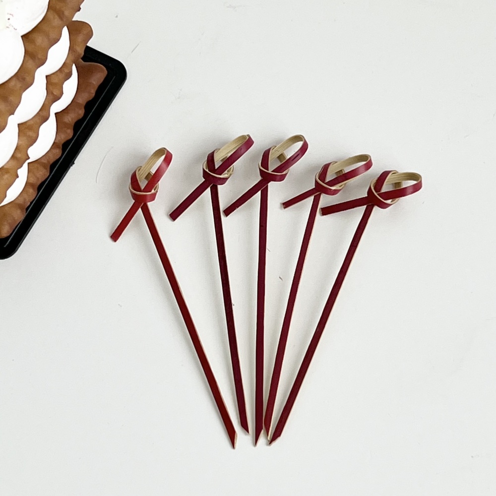 Each Package Can Be Customized With 100 Bamboo Sticks Of Various Sizes And Disposable Fruit Sticks