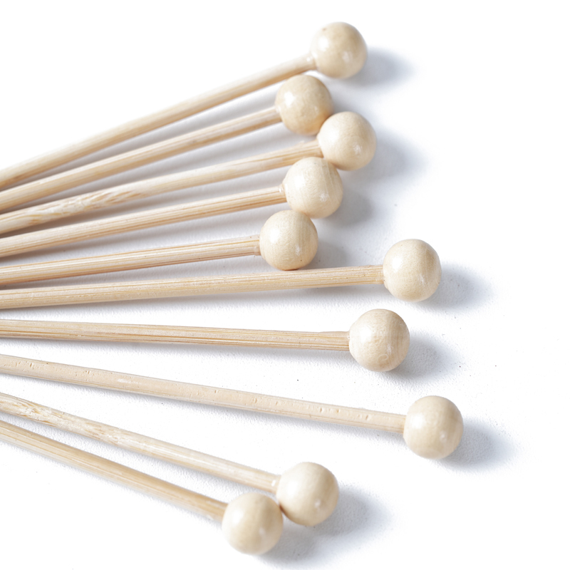 Each Pack Contains 100 Natural Wood Colored Beads And 4.7-inch Disposable Fruit Sticks for a barbecue party