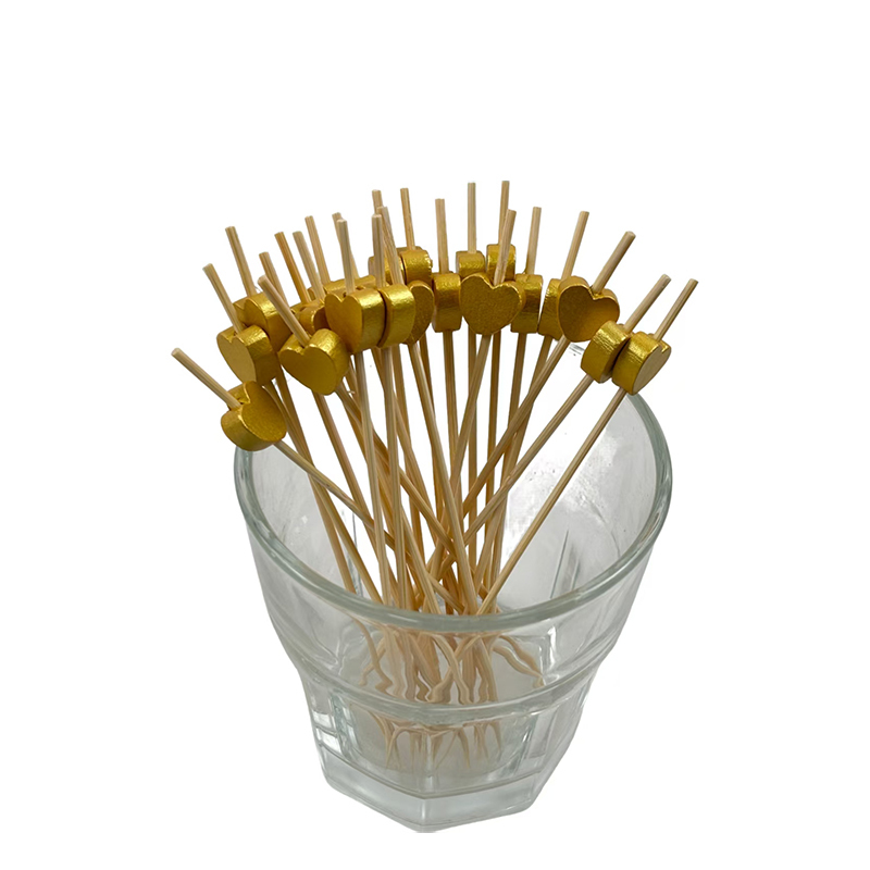Wooden Gold Heart Bamboo Skewers - Decorative Skewers Suitable For Party Desserts Cocktails Fruit Platters