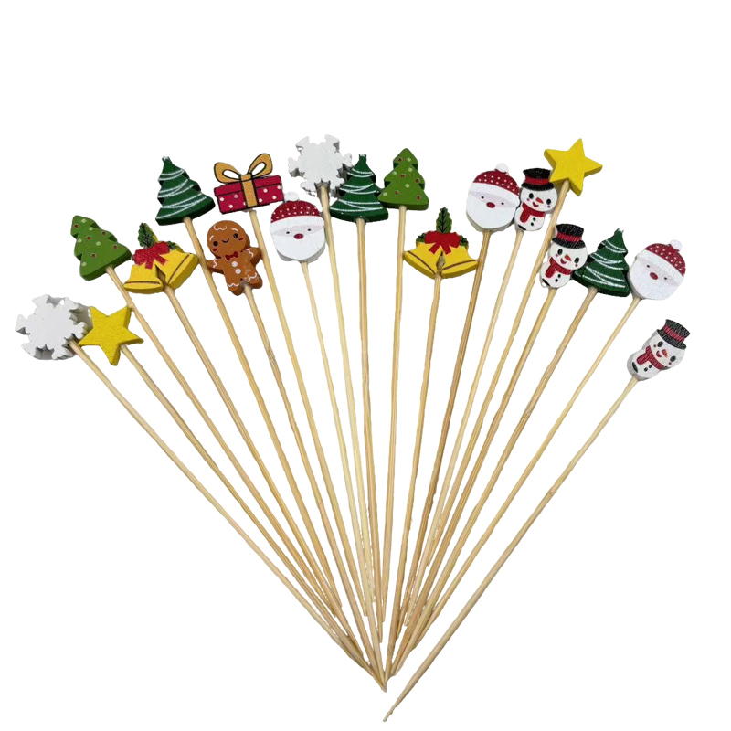 200Pcs Xmas Reindeer Cocktail Sticks Bamboo Fruit Skewers Holiday Party