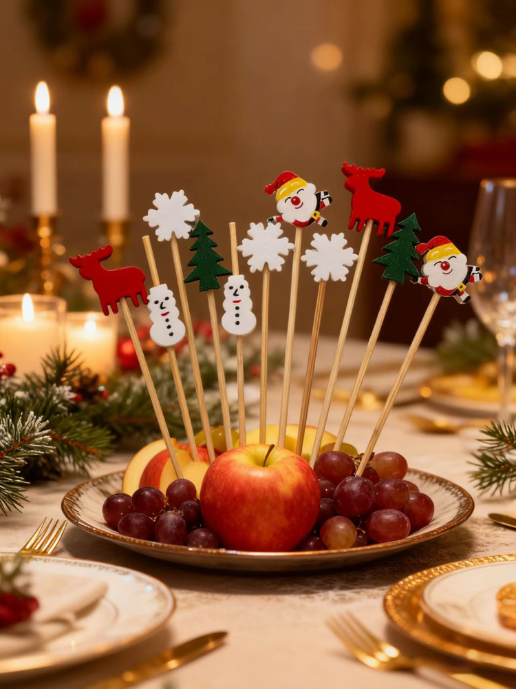 200Pcs Santa Reindeer Bamboo Picks Ideal for Xmas Appetizers Cocktails Table Decor