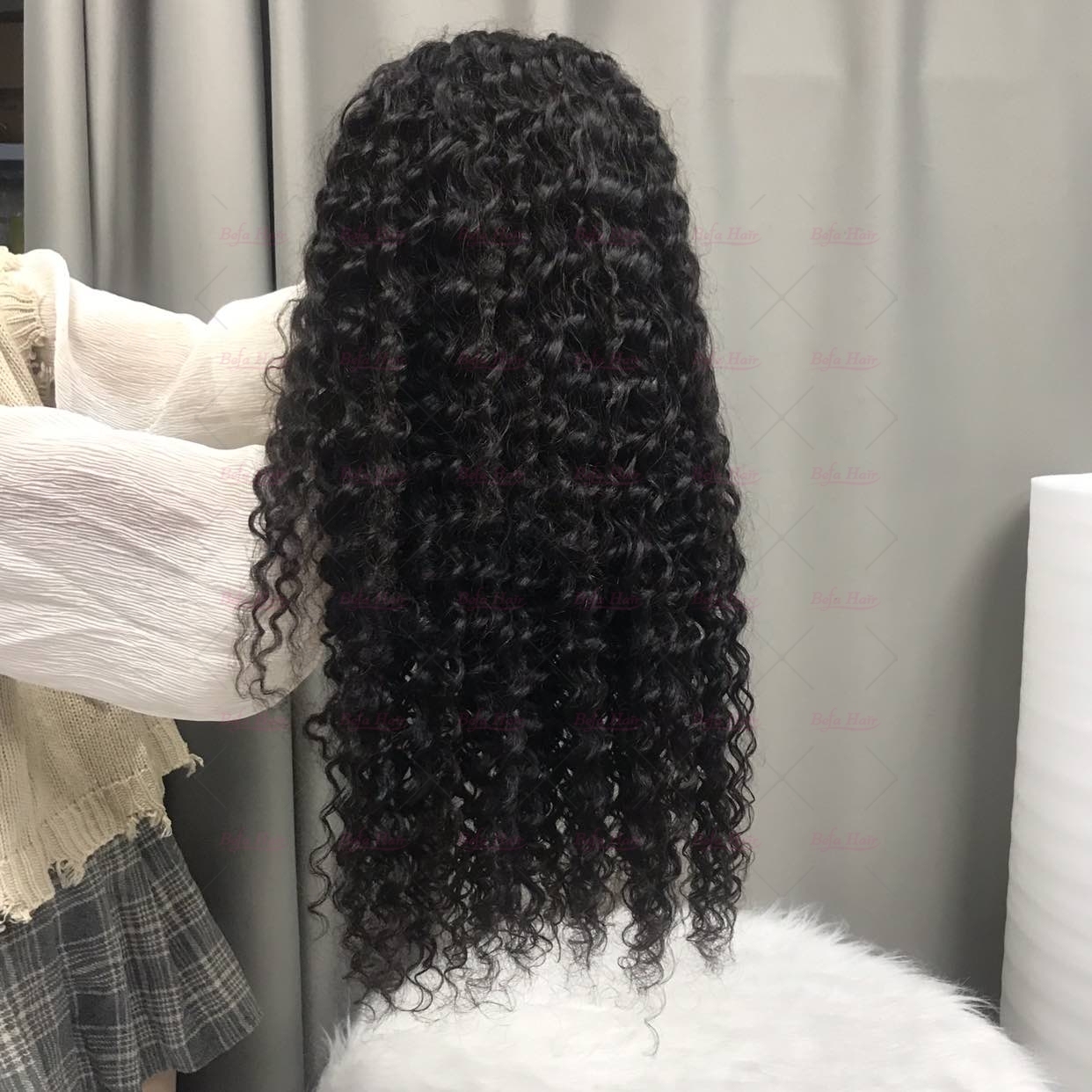 Wholesale 200% Density 4x4 5x5 13x4 13x6 HD Transparent Lace Deep Curl Natural Black Cheap Human Hair Wigs