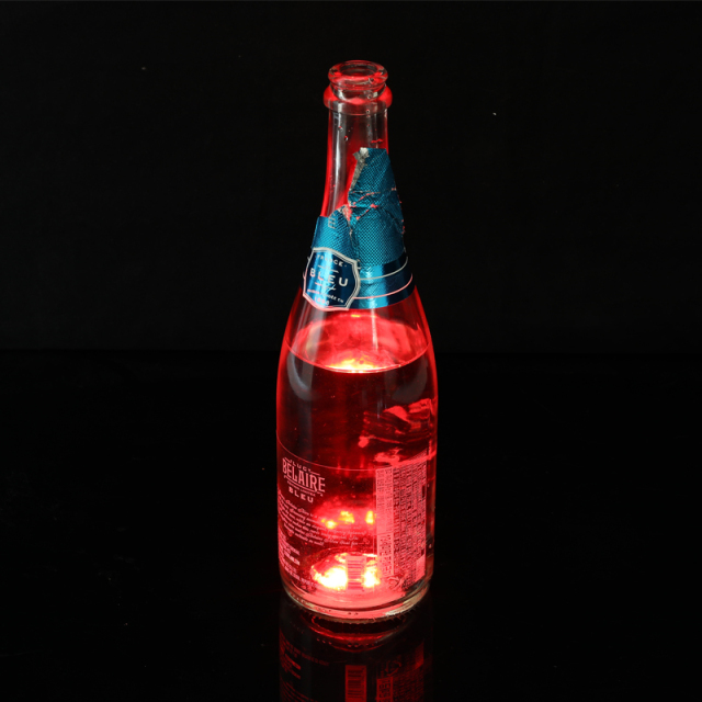Bottle bottom light