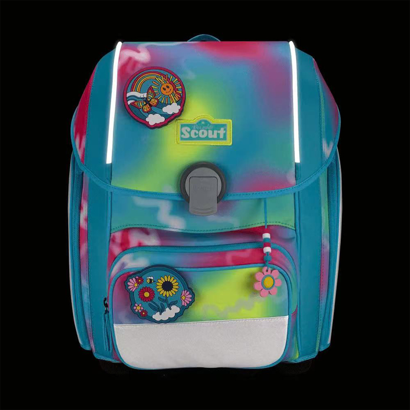Schoolbag safety warning light