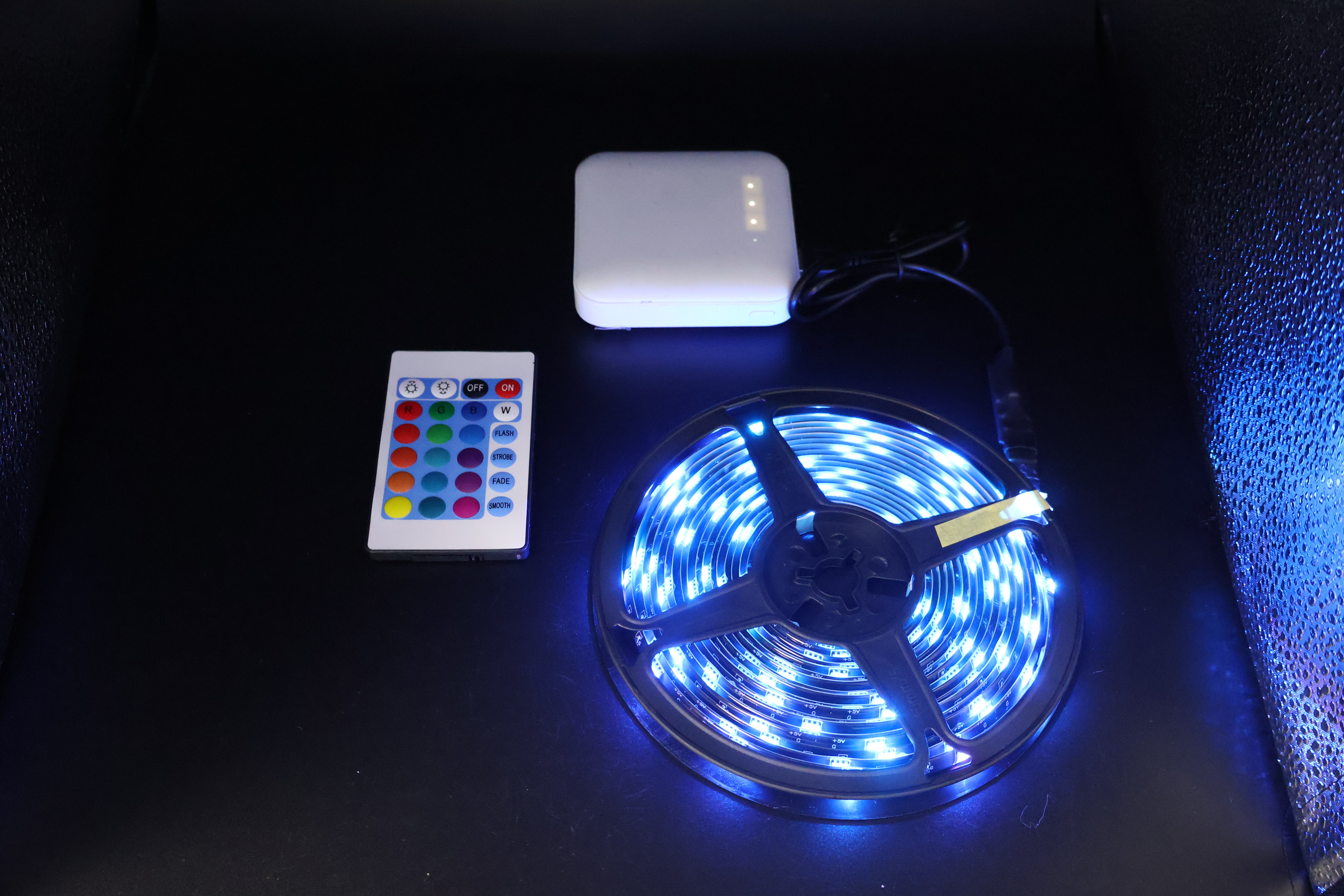 USB Powered RGB LED Strip Light with Bluetooth APP and Remote Control