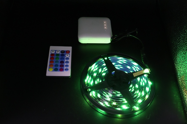 USB Powered RGB LED Strip Light with Bluetooth APP and Remote Control