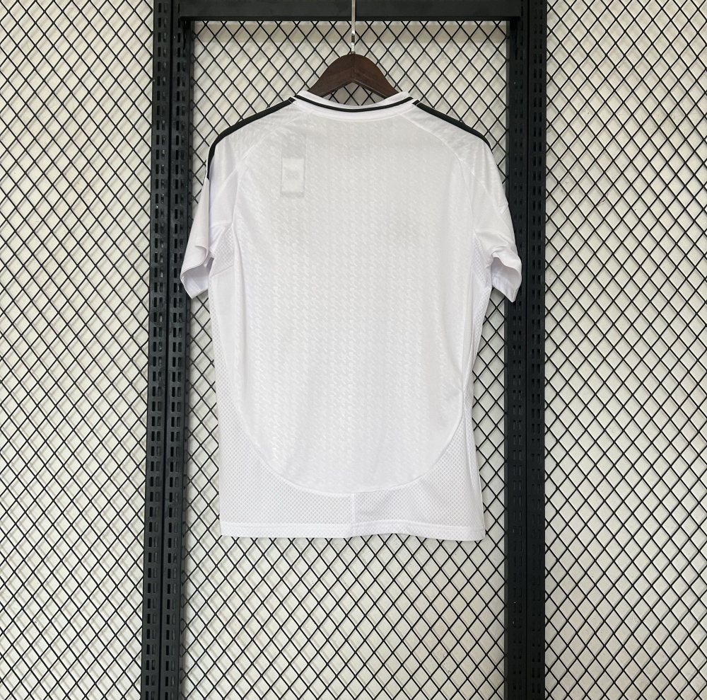 2425 Real Madrid home ground