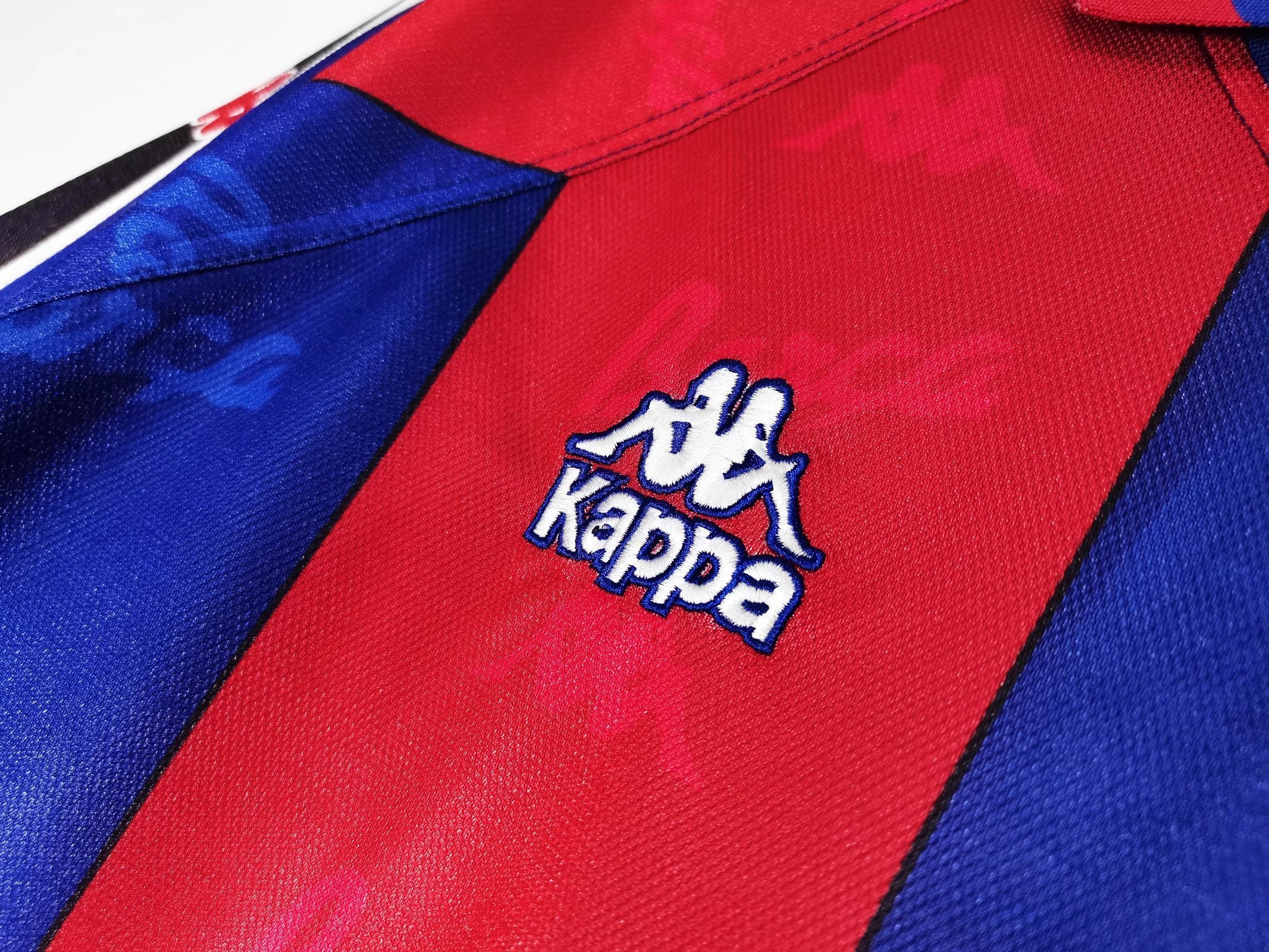Barcelona home for the 1995/97 season