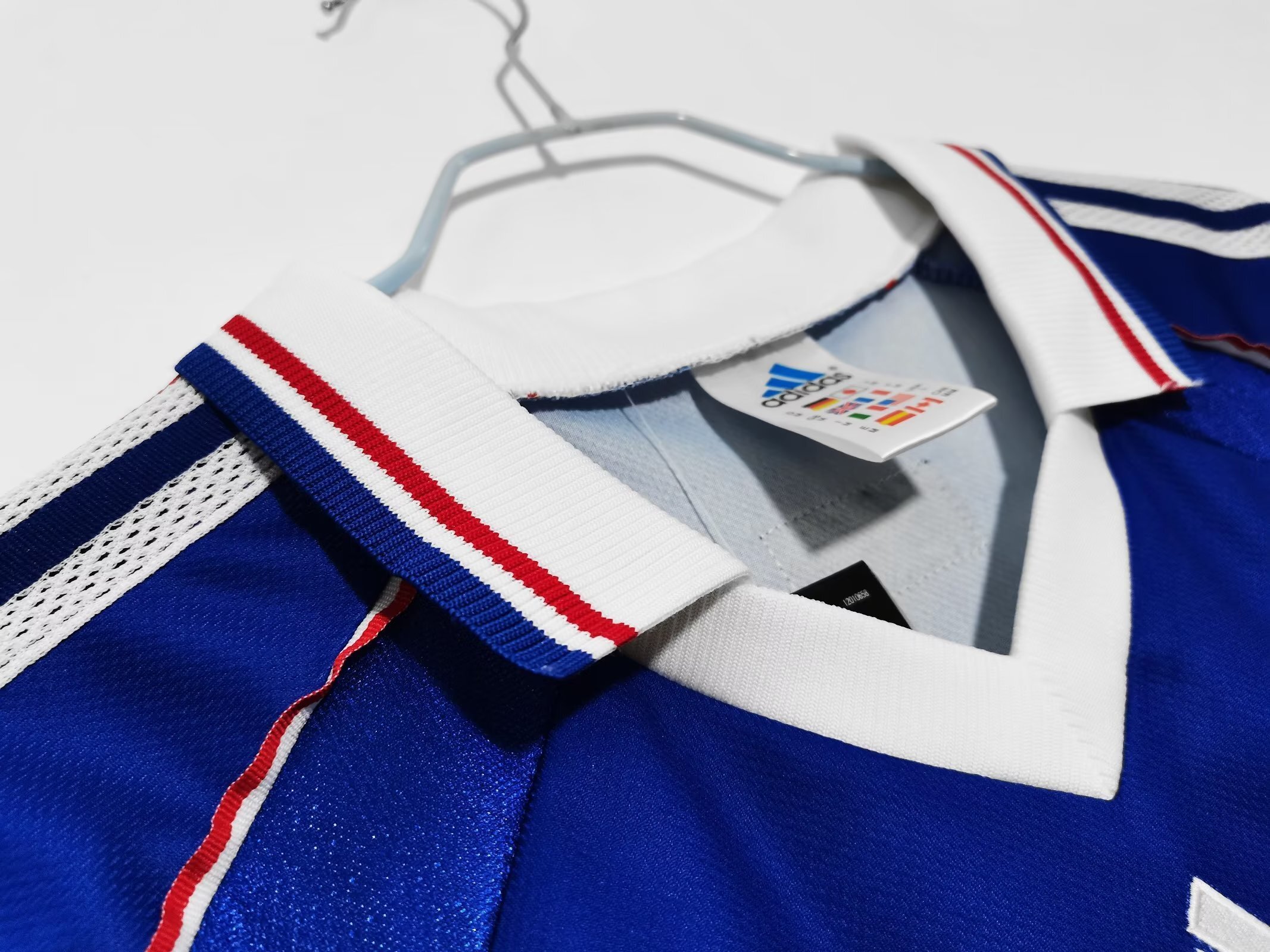 Long sleeves: 1998 season France home retro final version