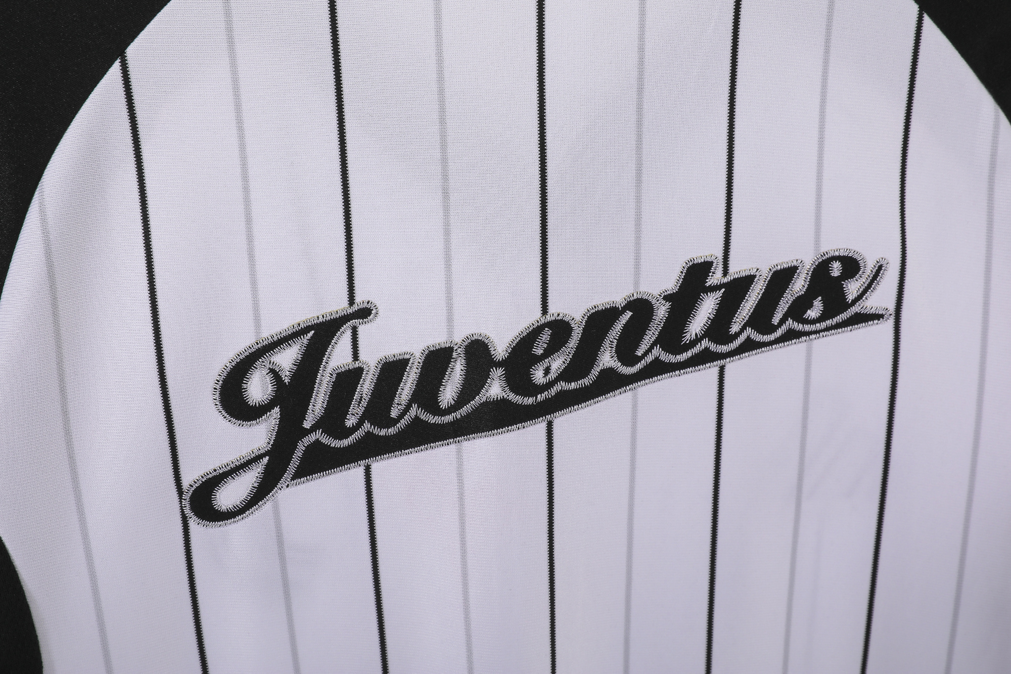 Men’s Juventus 2025/26 US Pack Jersey