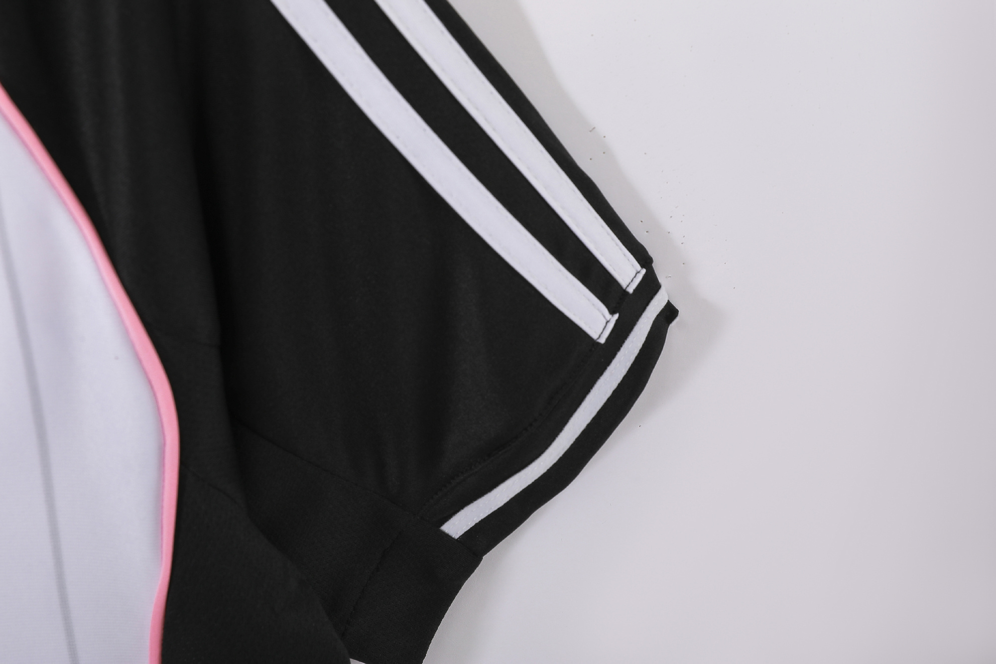Men’s Juventus 2025/26 US Pack Jersey
