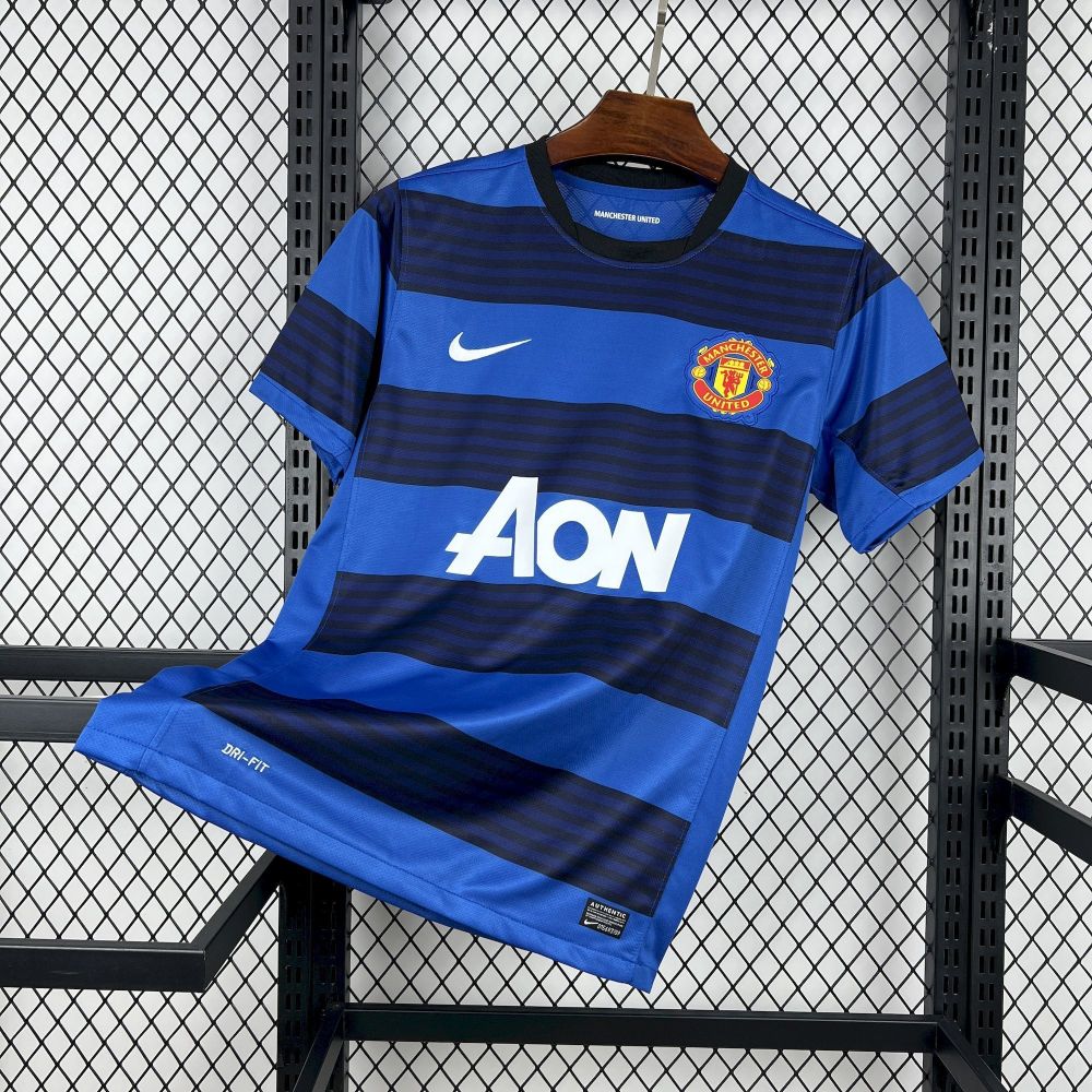 Retro Manchester United 2011/13 Away Jersey