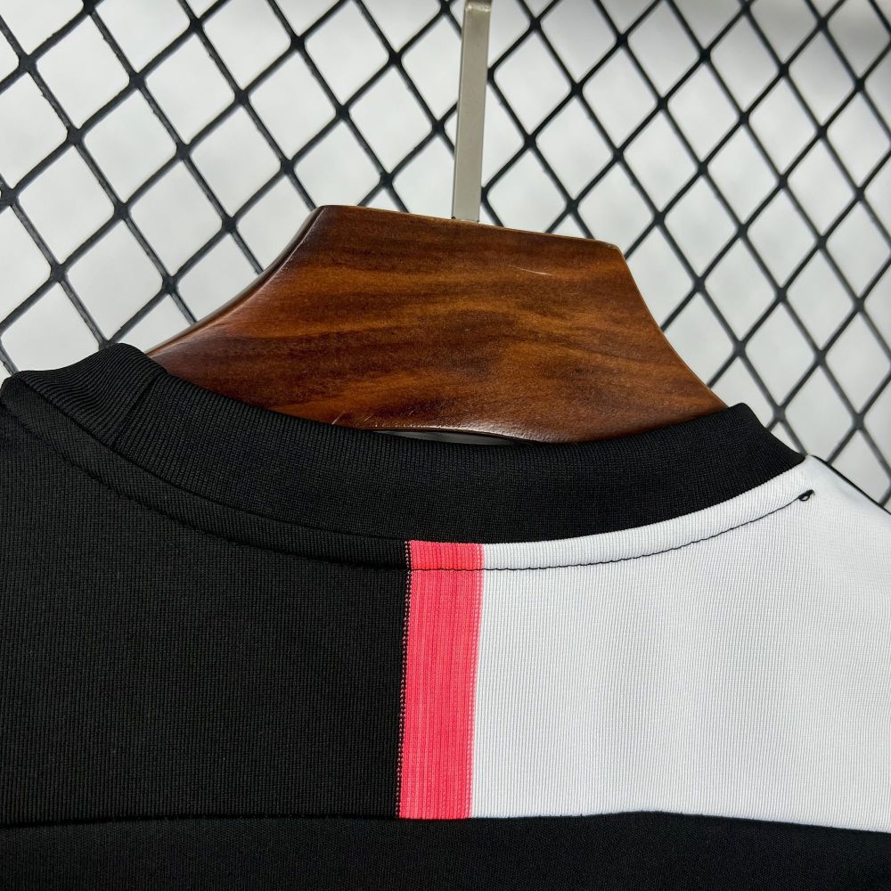 Retro Juventus 2019/20 Home Jersey