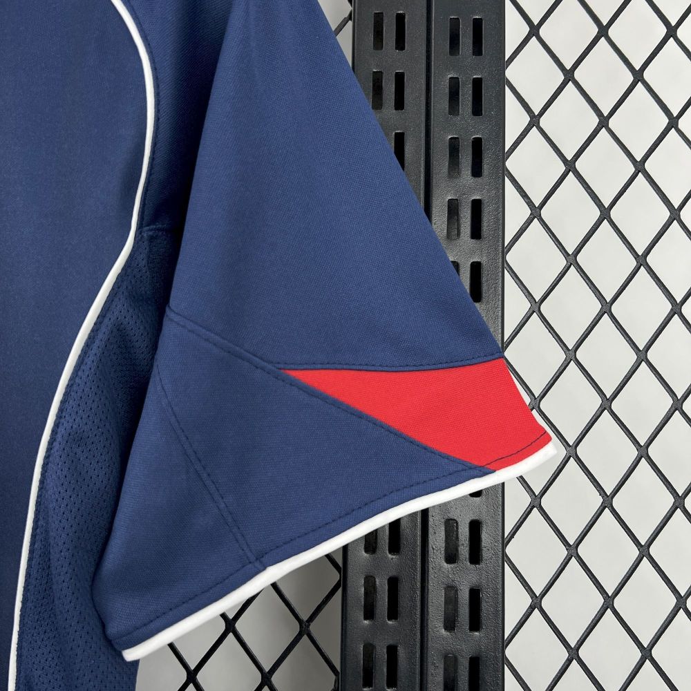 Retro Paris Saint-Germain 2004/05 Home Jersey