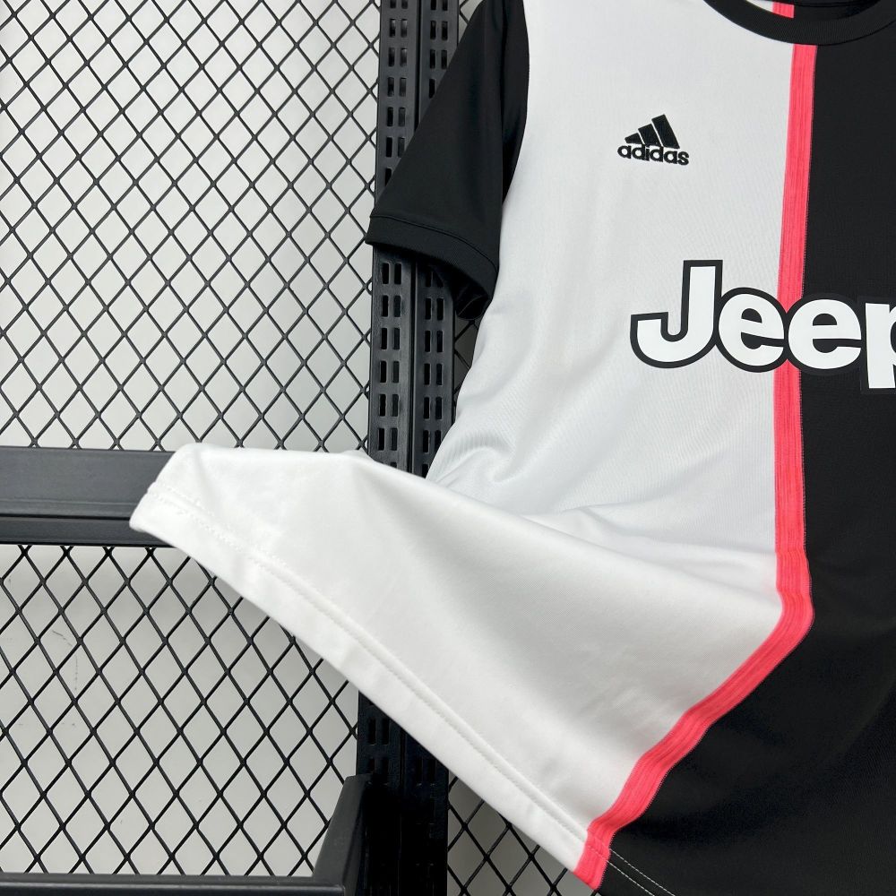Retro Juventus 2019/20 Home Jersey