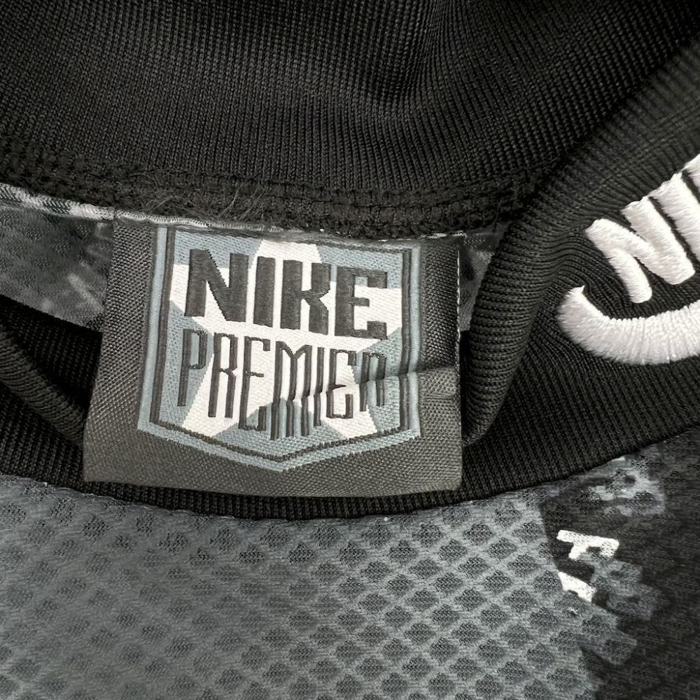 Arsenal 1994/95 Black goalkeeper Long Sleeve Retro Jersey