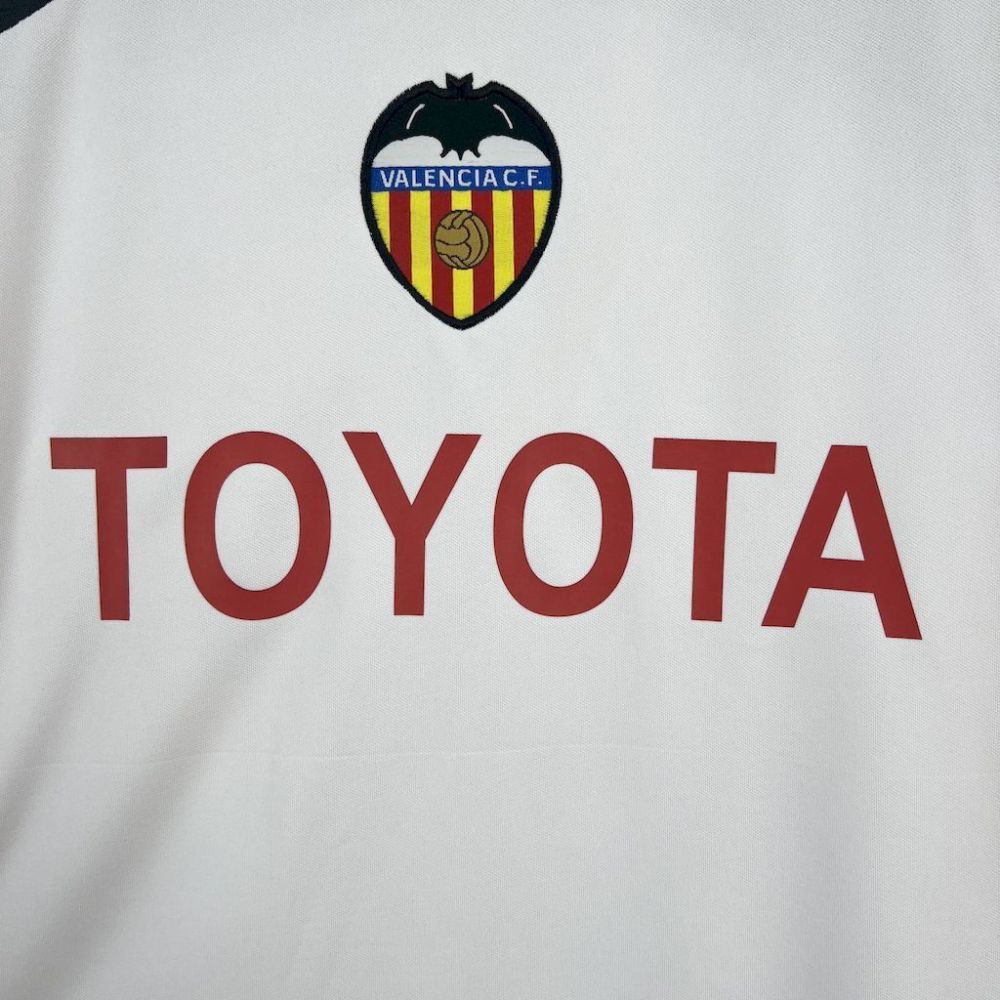 Valencia CF 2004/05 Home Retro Jersey