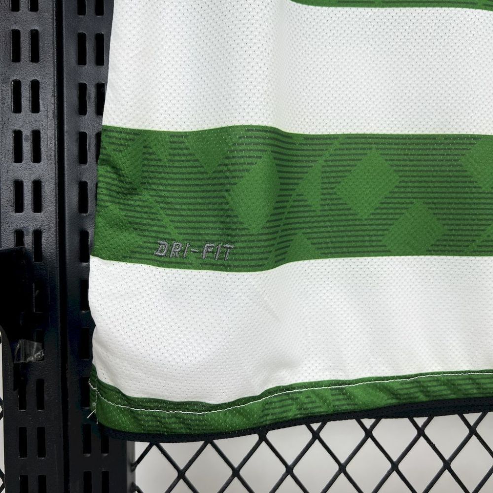 Celtic 2010/12 Home Retro Jersey