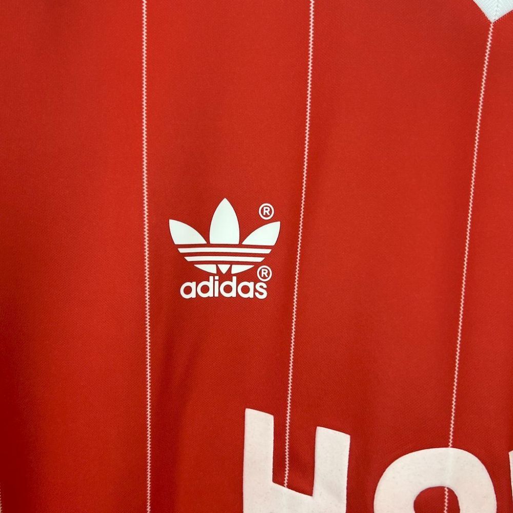 Hamburger SV 1983/84 Away Retro Jersey