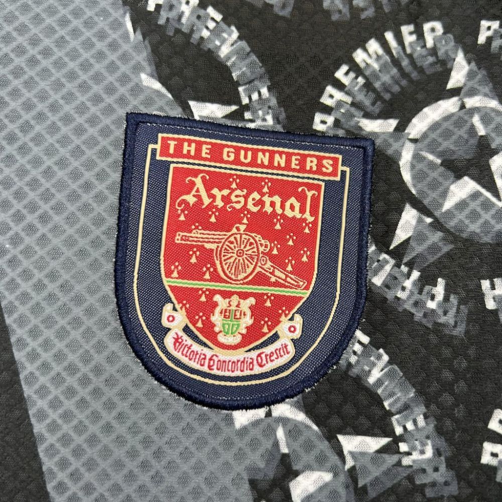 Arsenal 1994/95 Black goalkeeper Long Sleeve Retro Jersey