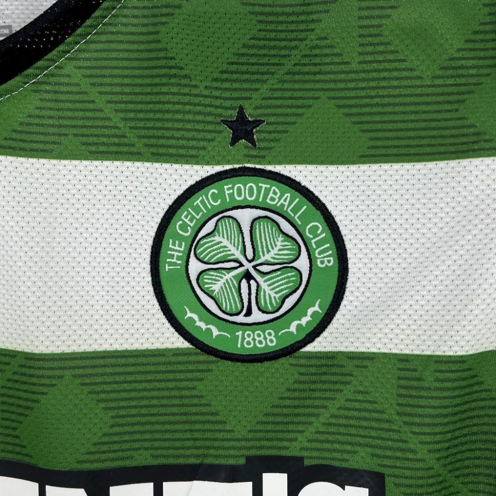 Celtic 2010/12 Home Retro Jersey