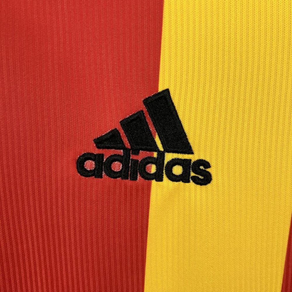 Galatasaray 1999/00 Home Retro Jersey