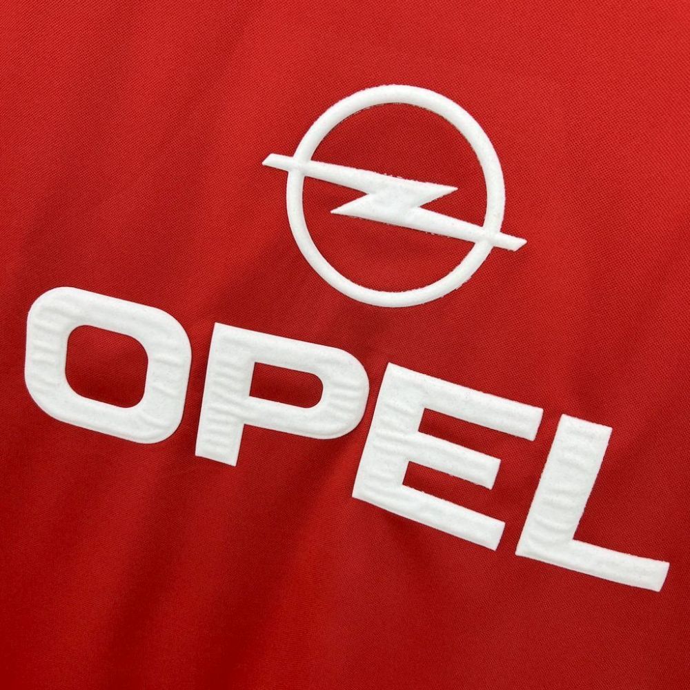 Bayern Munich 2001/02 UEFA Champions League Edition Retro Jersey