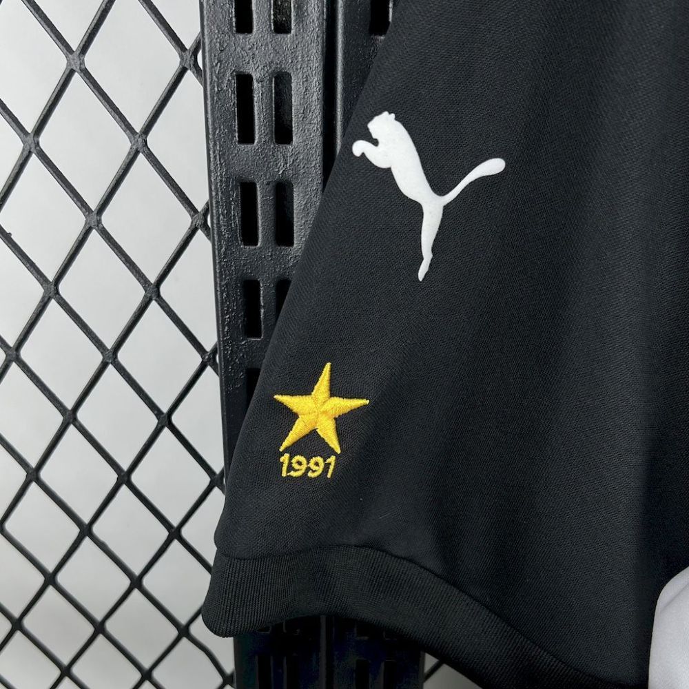 Colo Colo 2003 Away Retro Jersey