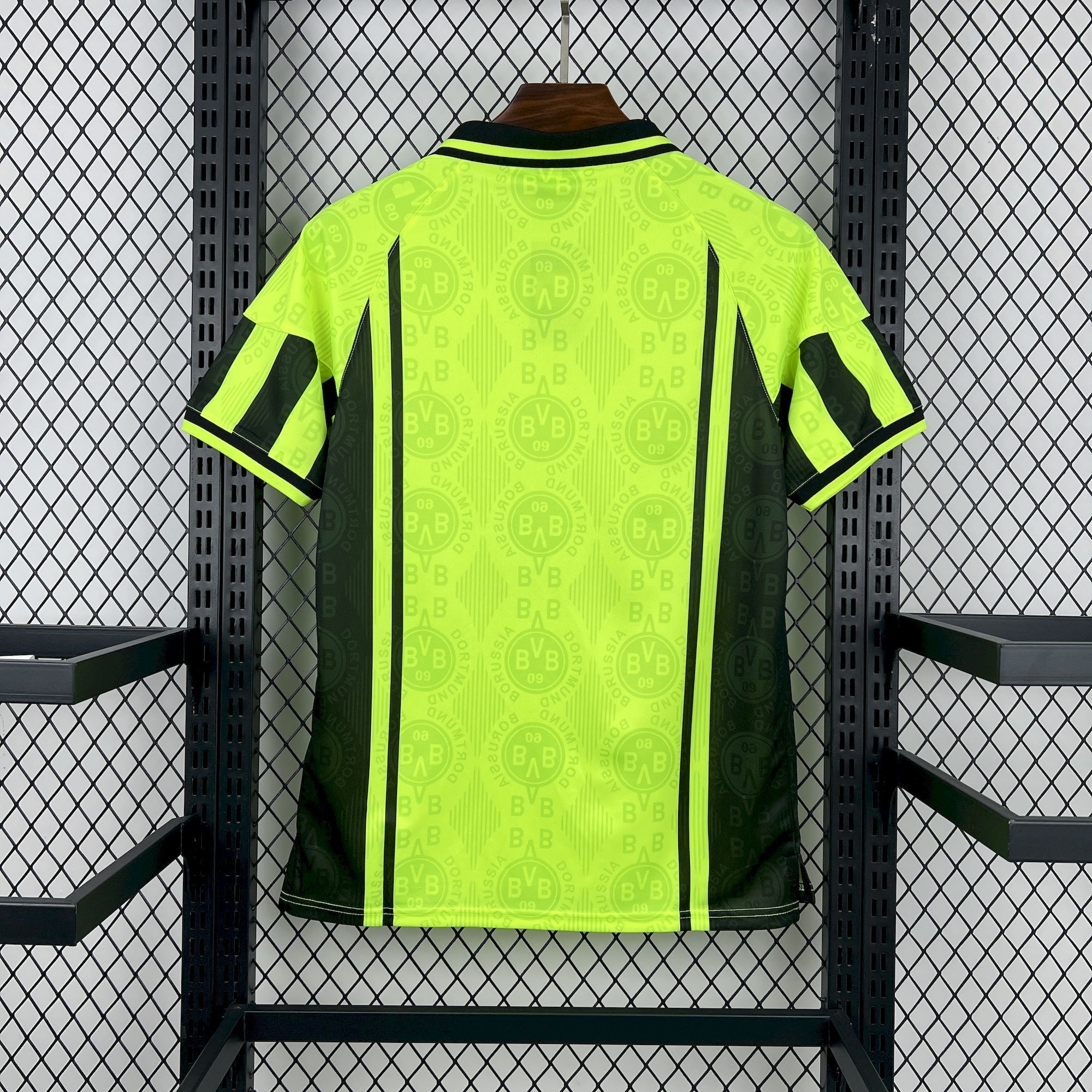Retro Borussia Dortmund 1996/97 Home Jersey